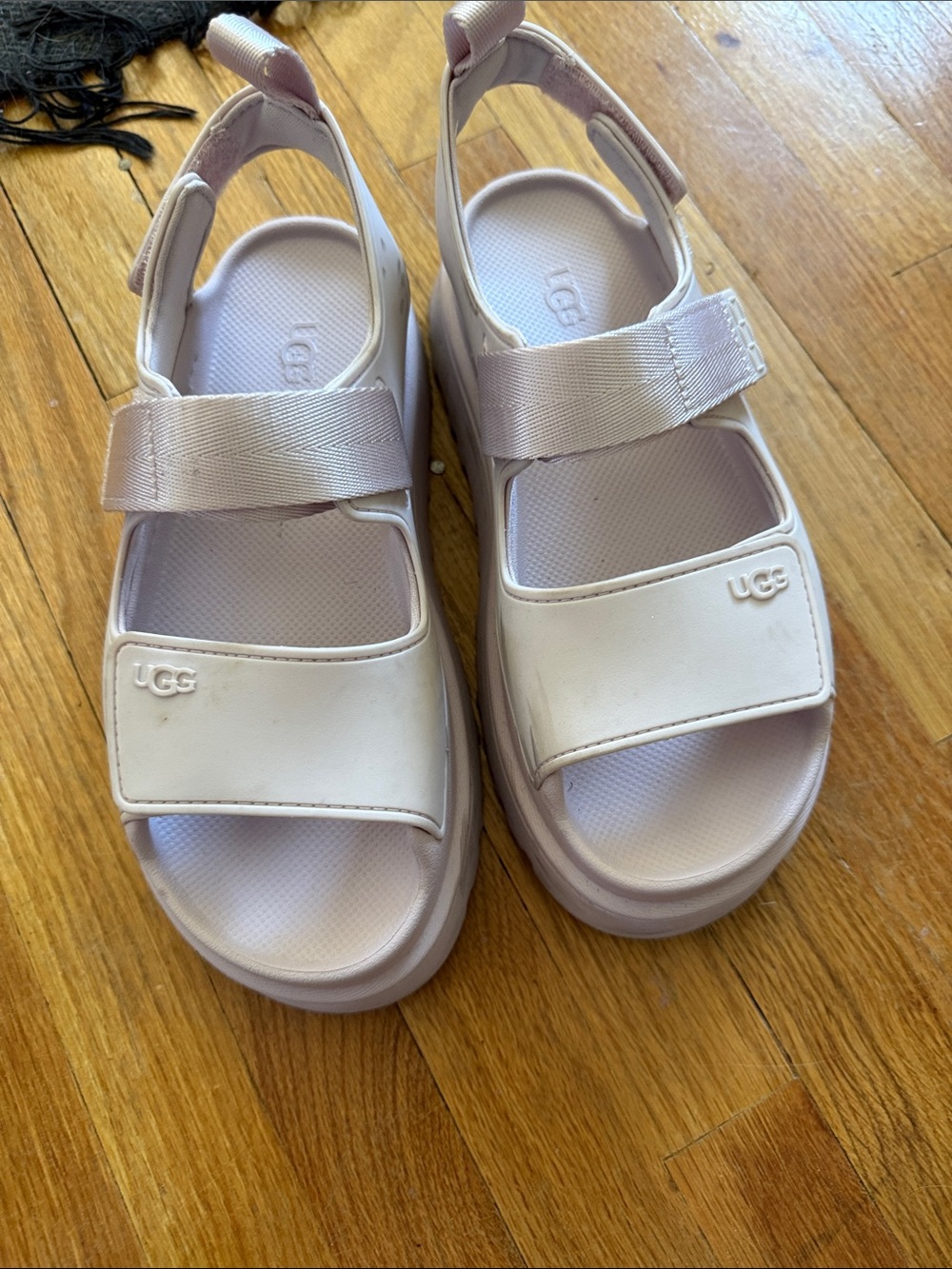 UGG Goldenglow Slingback Sandal - Picture 6 of 7